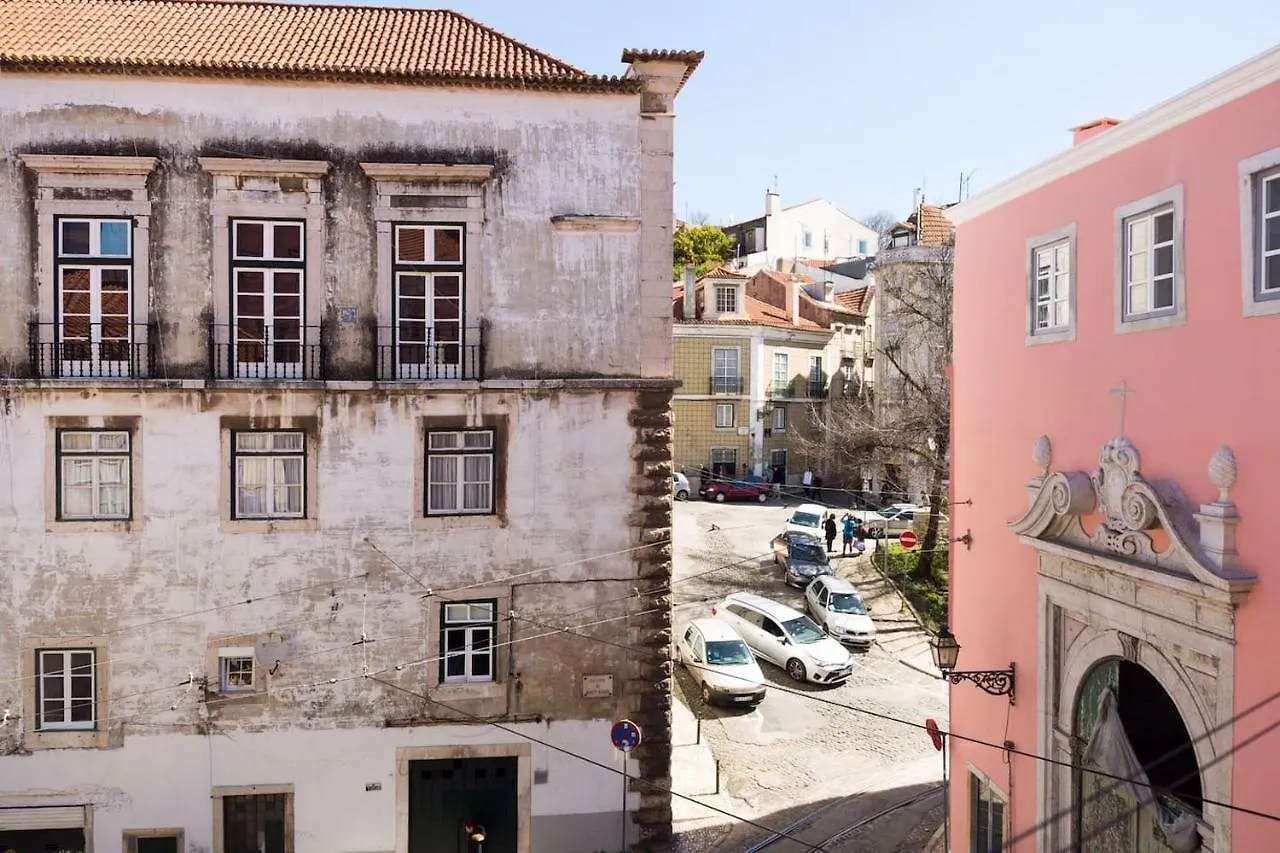 Ola Lisbon - Castelo Terrace IV Apartment Portugal